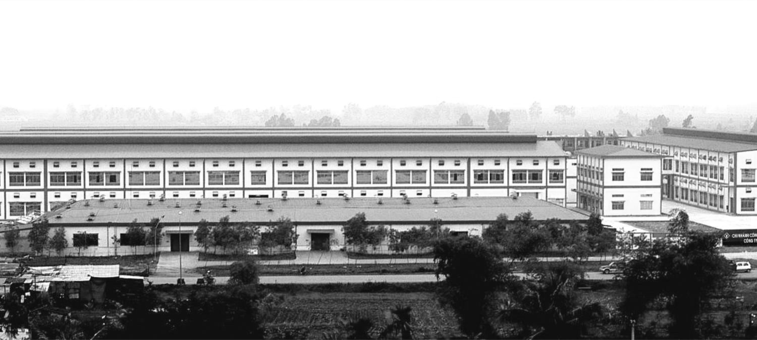 1998b Vietnam Factory